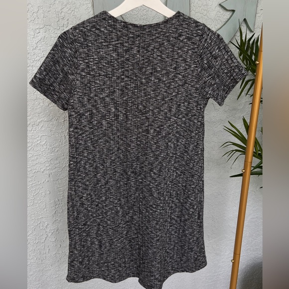 Abercrombie And Fitch Black White Soft Knit Tunic Size S Short Sleeve Comfort - Picture 6 of 12